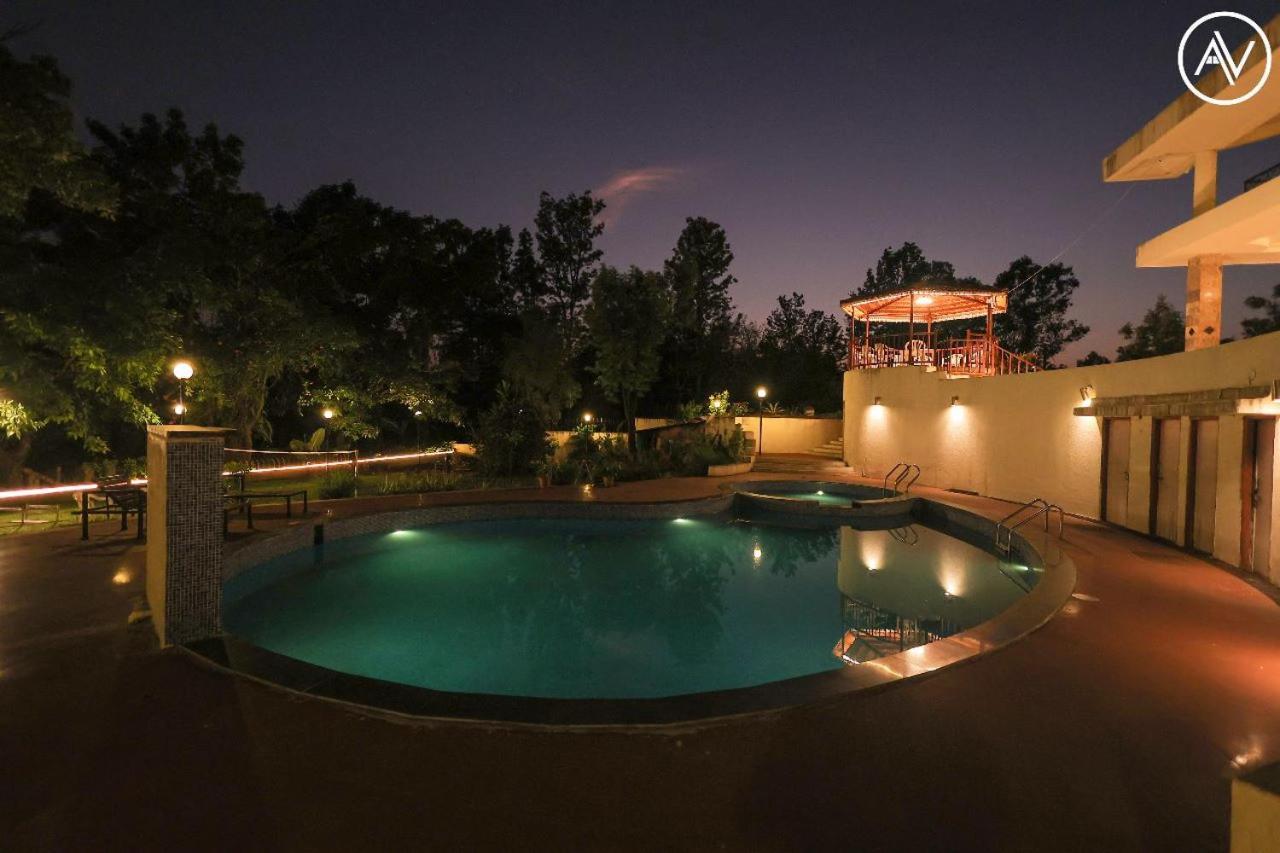 ARCUS VILLA - Swimming Pool/AC/Luxurious Mahābaleshwar Extérieur photo